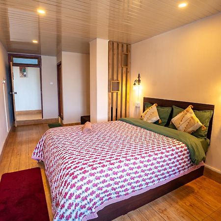 Monratino Himadrie -2 Mins Walk From Mall Road - All Rooms Have Kanchenjunga Mountain View Νταρτζίλινγκ Εξωτερικό φωτογραφία