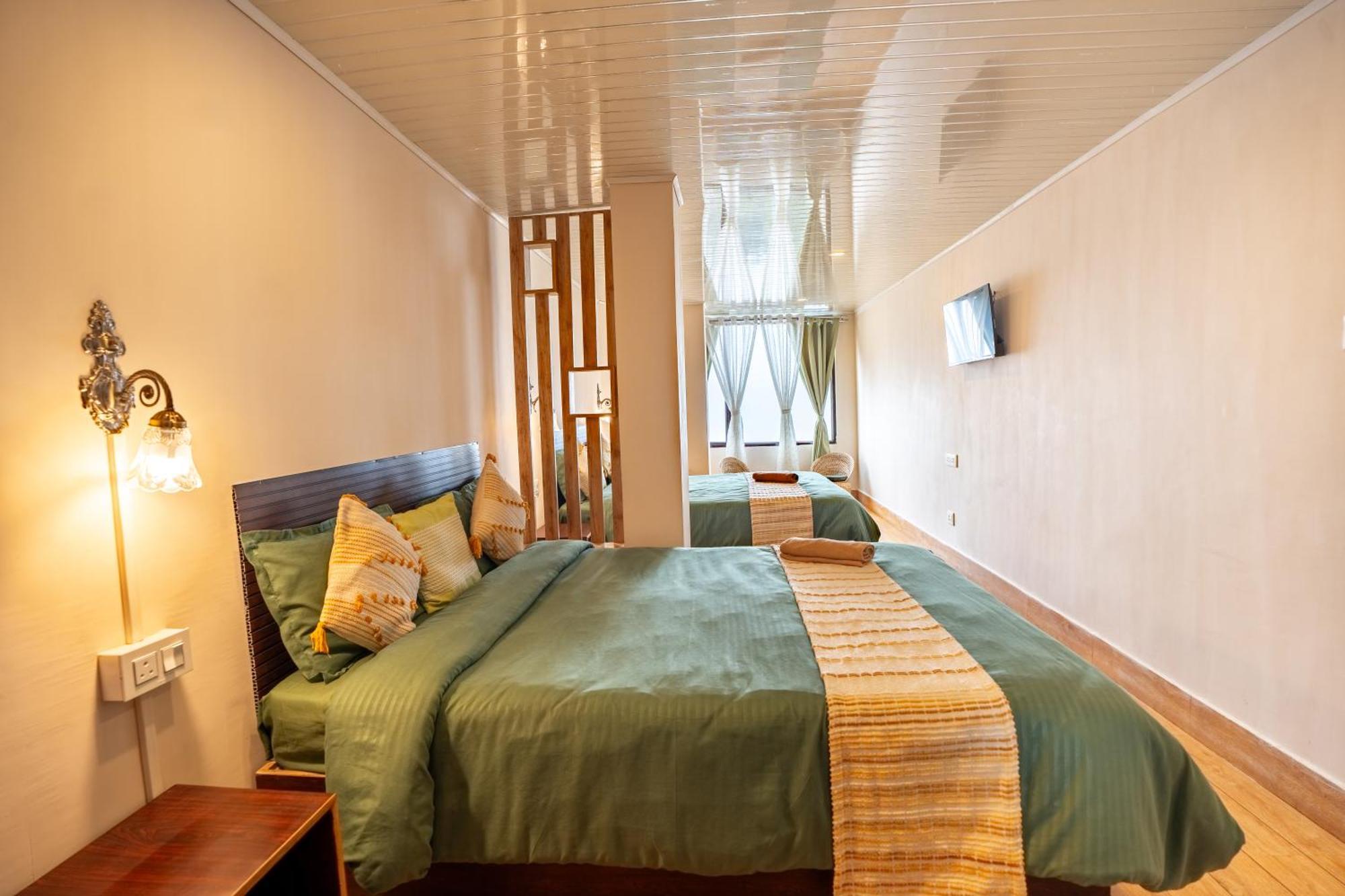Monratino Himadrie -2 Mins Walk From Mall Road - All Rooms Have Kanchenjunga Mountain View Νταρτζίλινγκ Εξωτερικό φωτογραφία