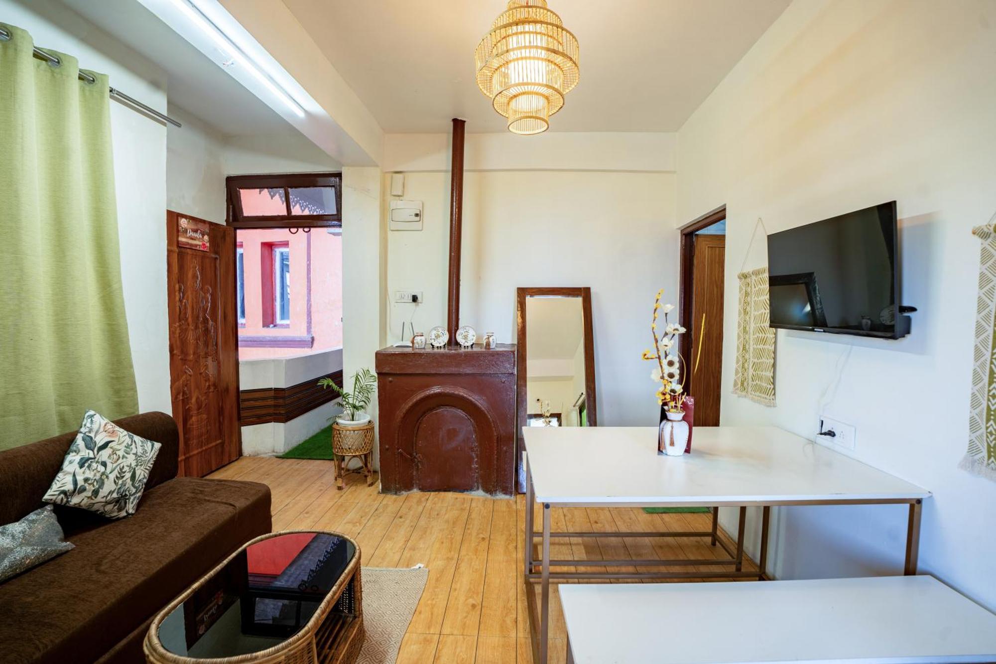 Monratino Himadrie -2 Mins Walk From Mall Road - All Rooms Have Kanchenjunga Mountain View Νταρτζίλινγκ Εξωτερικό φωτογραφία
