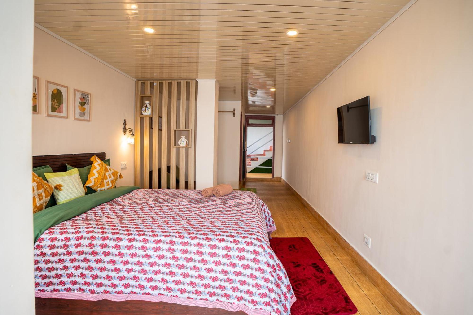 Monratino Himadrie -2 Mins Walk From Mall Road - All Rooms Have Kanchenjunga Mountain View Νταρτζίλινγκ Εξωτερικό φωτογραφία
